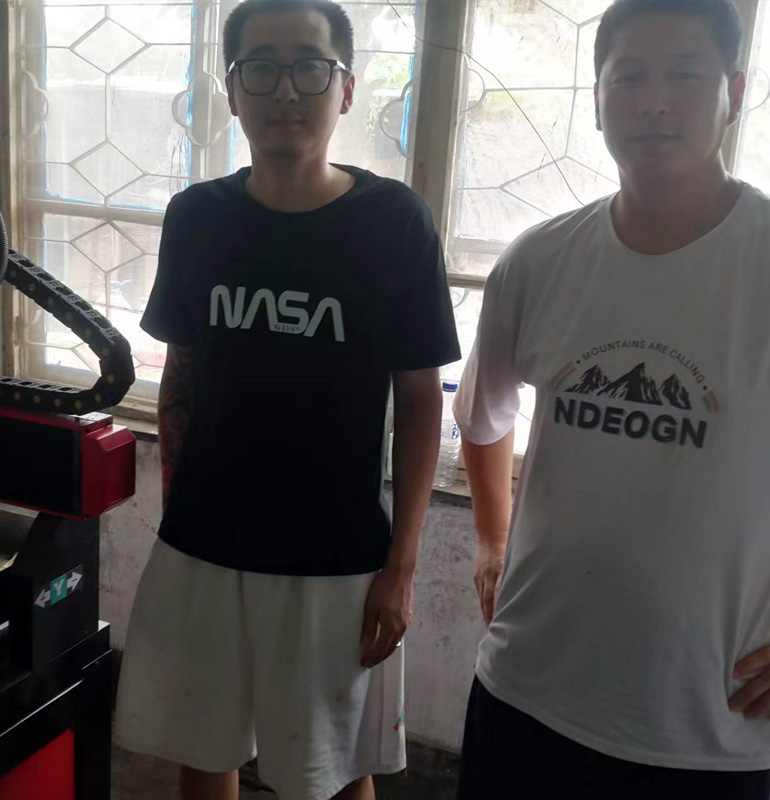 山東濰坊印章玉石雕刻機(jī)(圖1)