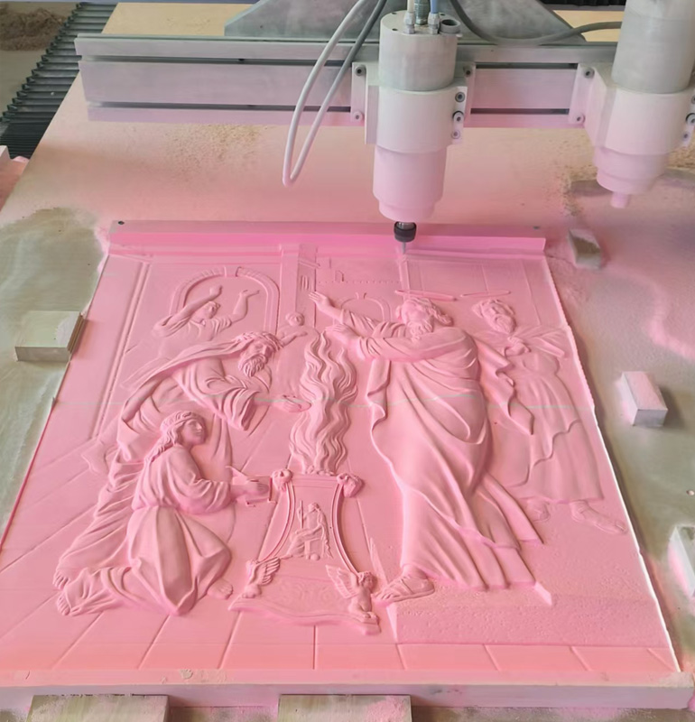 聊工機(jī)械助力湖北客戶(hù)，1325一拖二石材數(shù)控雕刻機(jī)成功落地