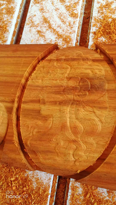 海南兩臺木工雕刻機(jī)(圖4) 海南兩臺木工雕刻機(jī)(圖4)